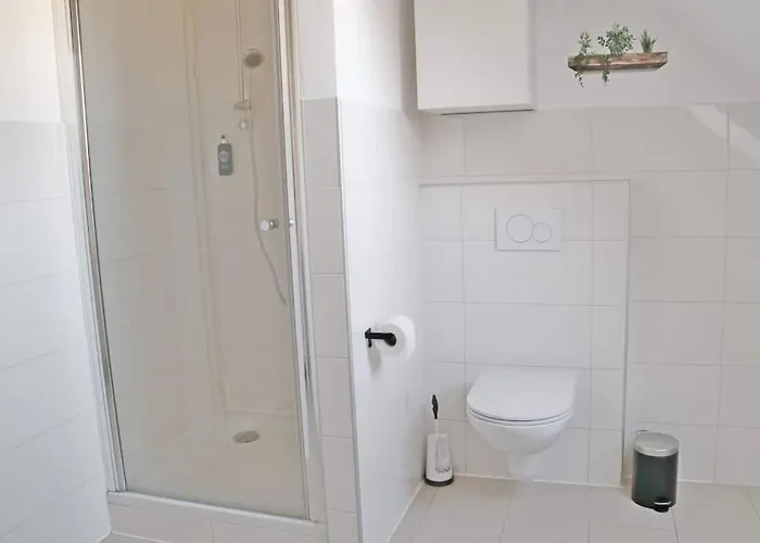 Geraeumige Dachgeschosswohnung *